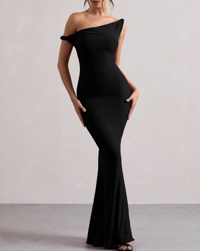 Langes Bodycon Kleid mit One Shoulder Design