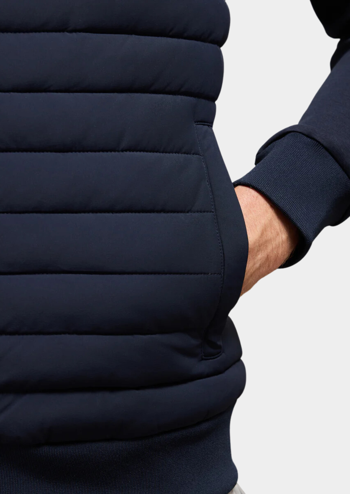 Premium Hybridjacke | Technischer Komfort und moderner Stil
