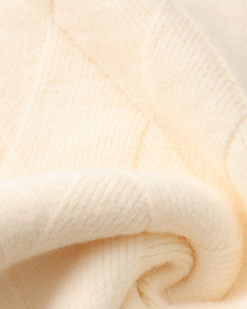 Rundhalspullover mit Diamantstrick